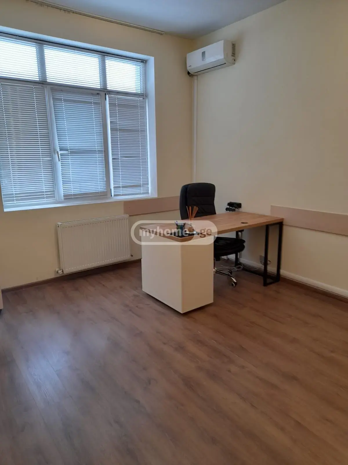9 Room Private House For Rent In Saburtalo view 6