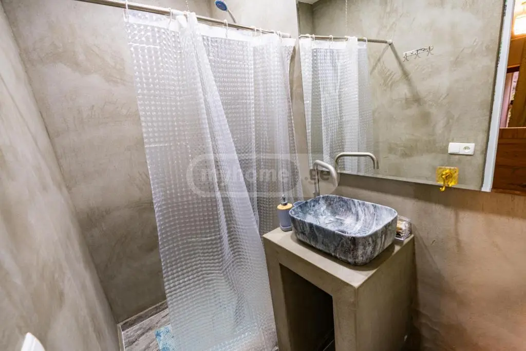 8 Room Hotel For Sale view 15