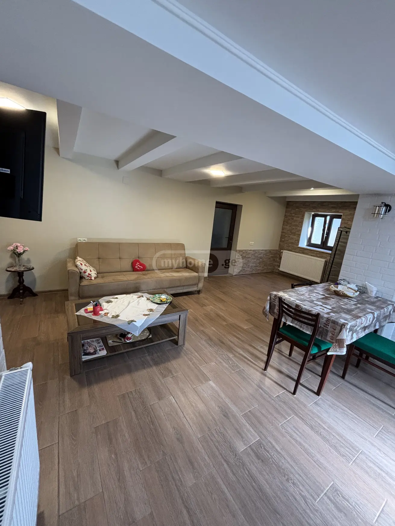 6 Room Private House For Sale view 9