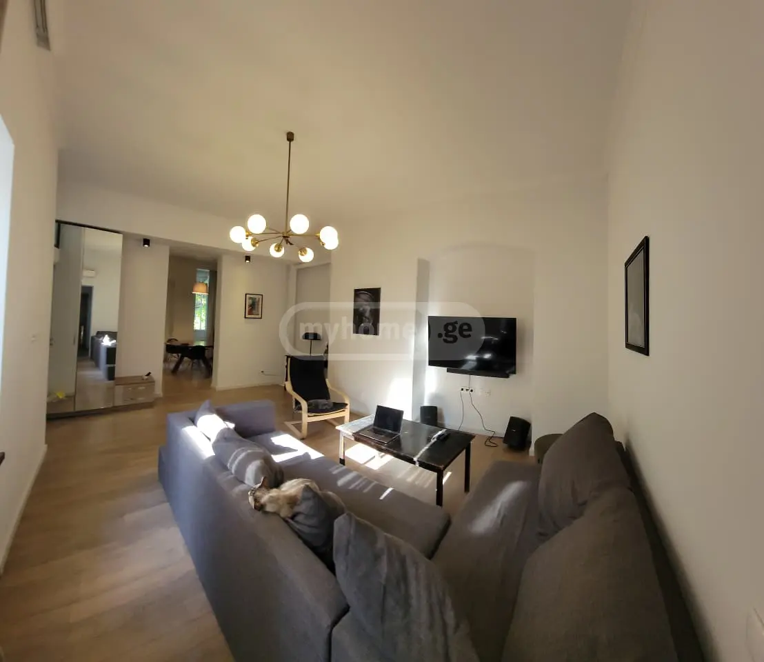 3 Room Apartment For Sale view 1