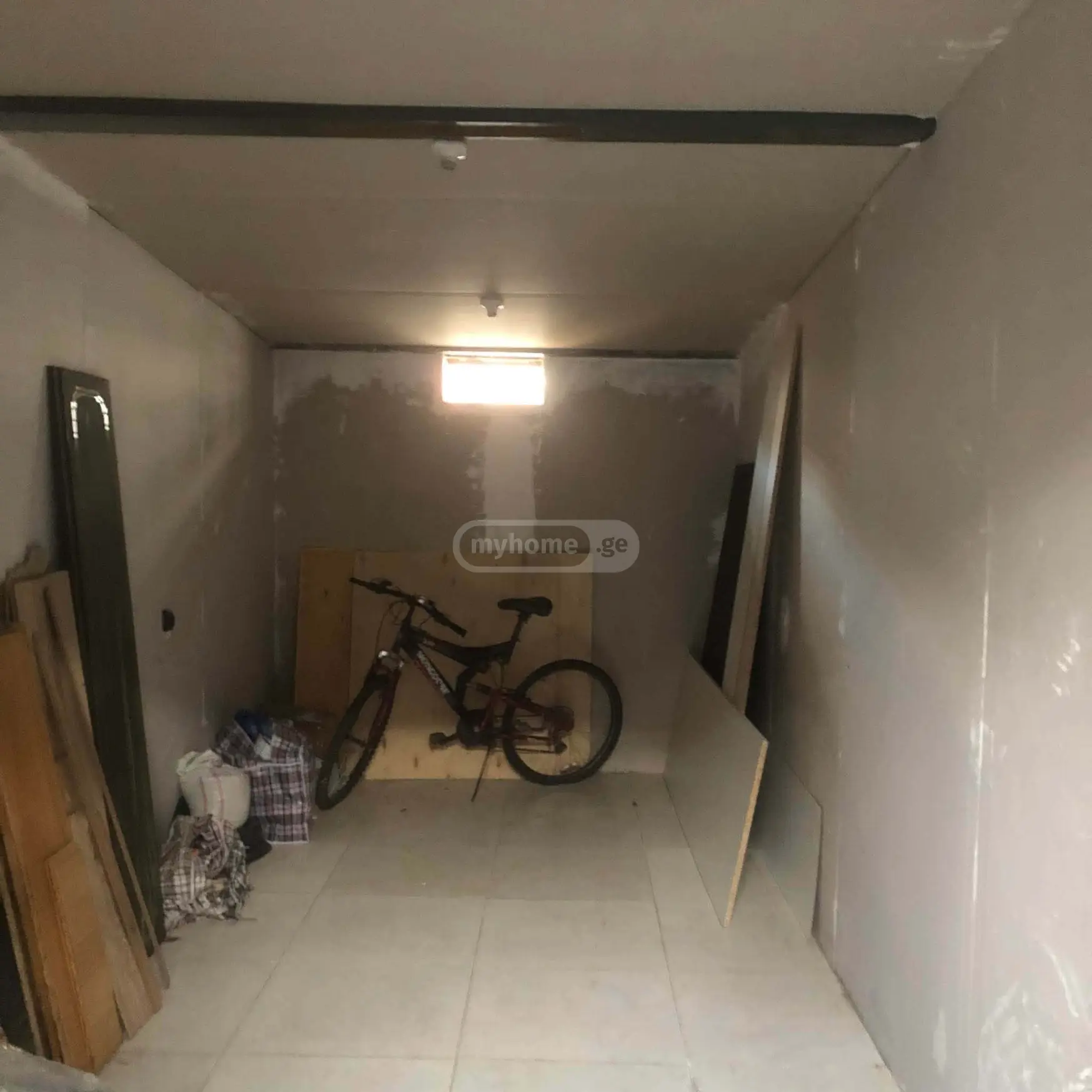 Garage Commercial Area For Rent In Vake view 2