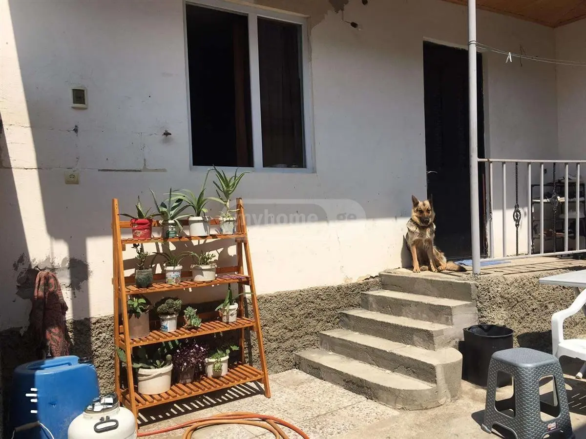 4 Room Private House For Sale view 5