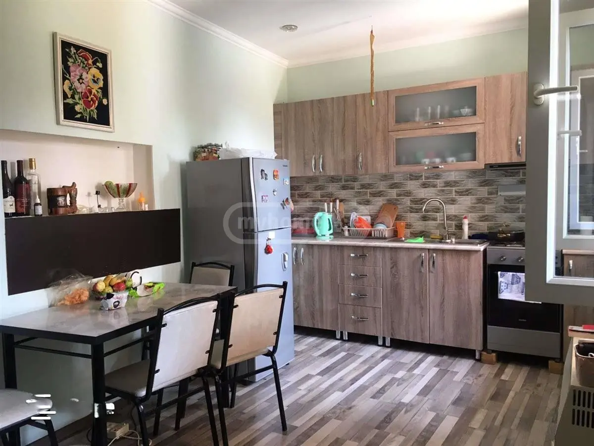 4 Room Private House For Sale view 3
