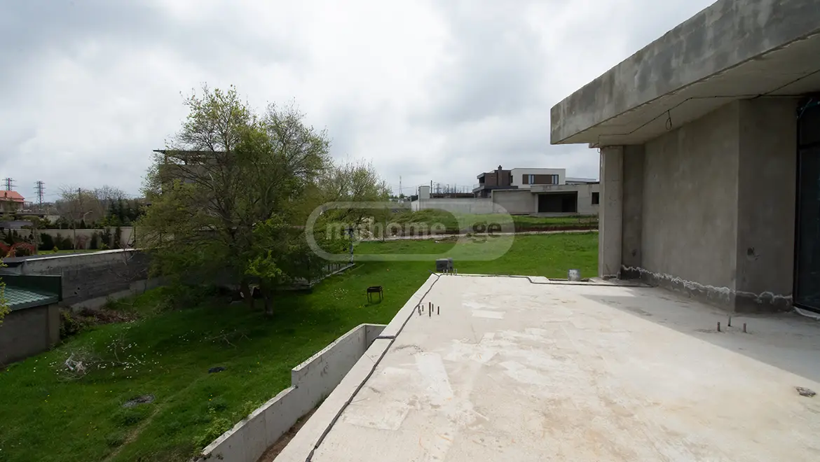 6 Room Country House For Sale view 9