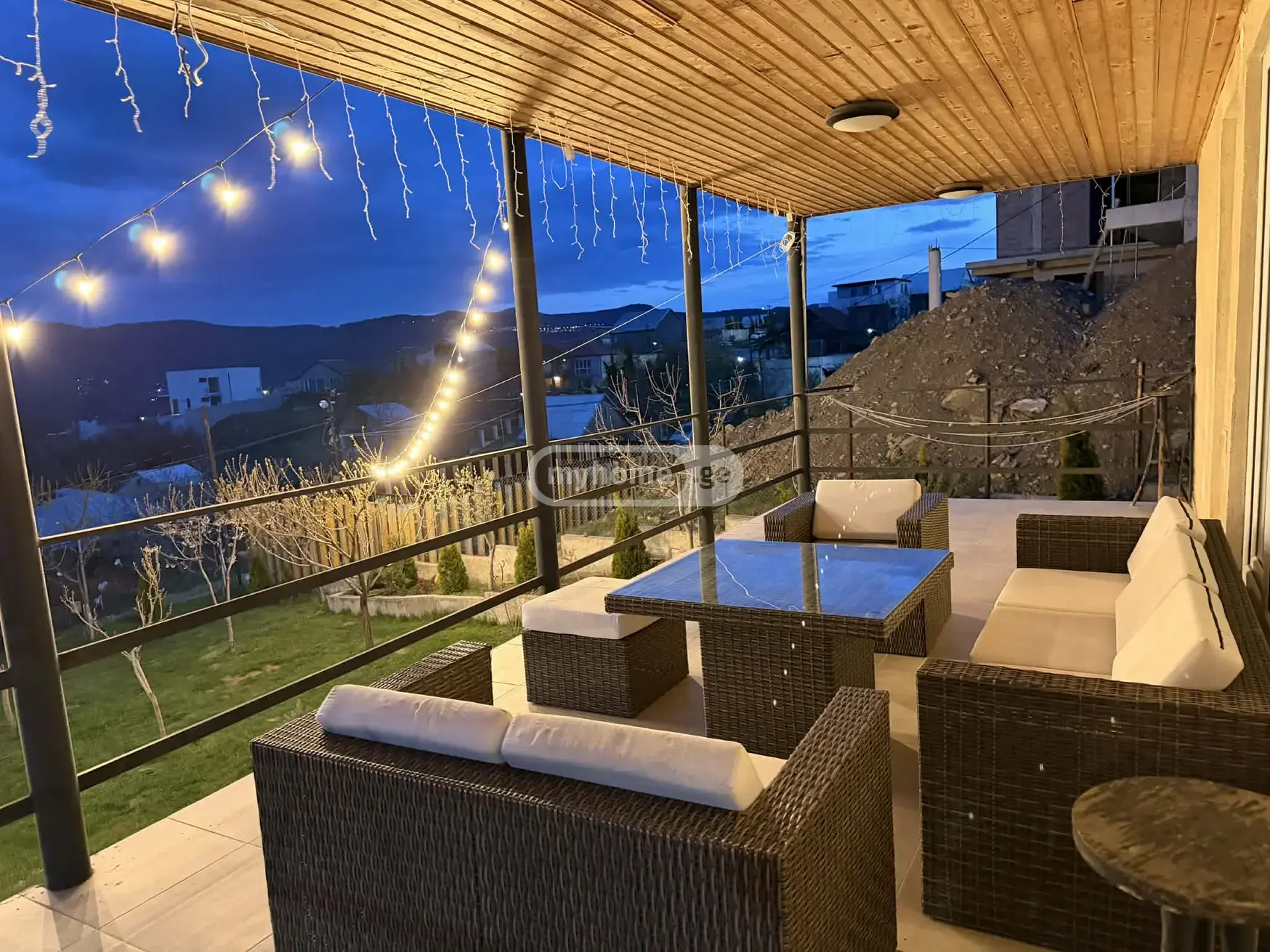 5 Room Private House For Sale view 1