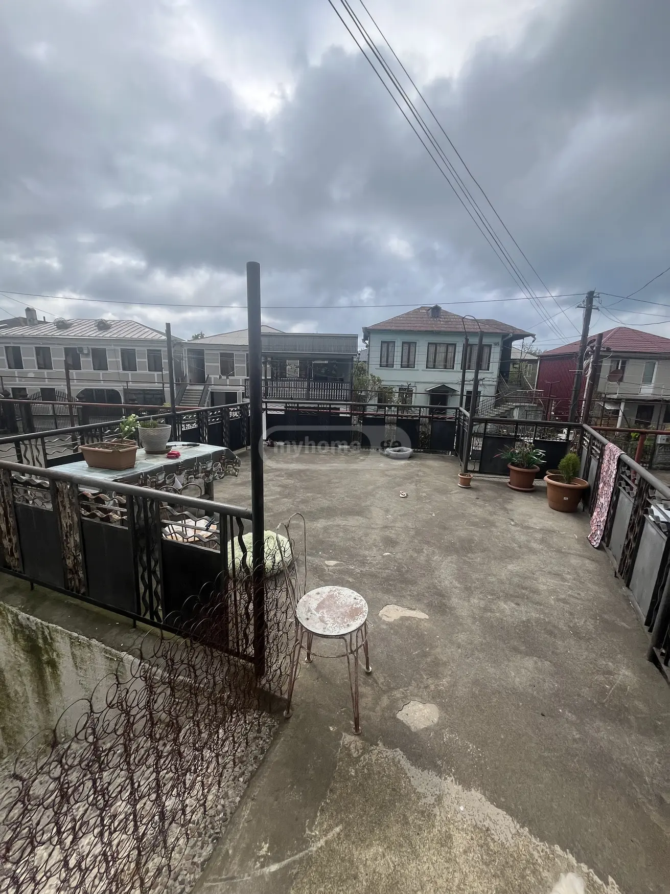 8 Room Private House For Sale view 11
