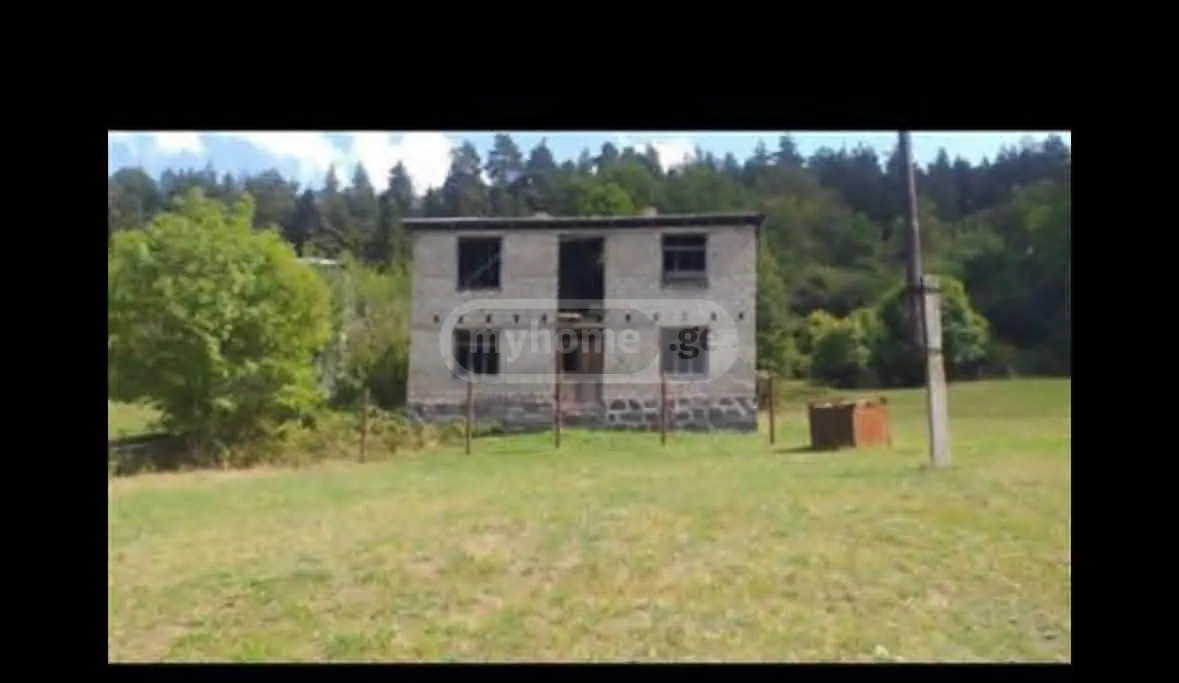 5 Room Country House For Sale view 1