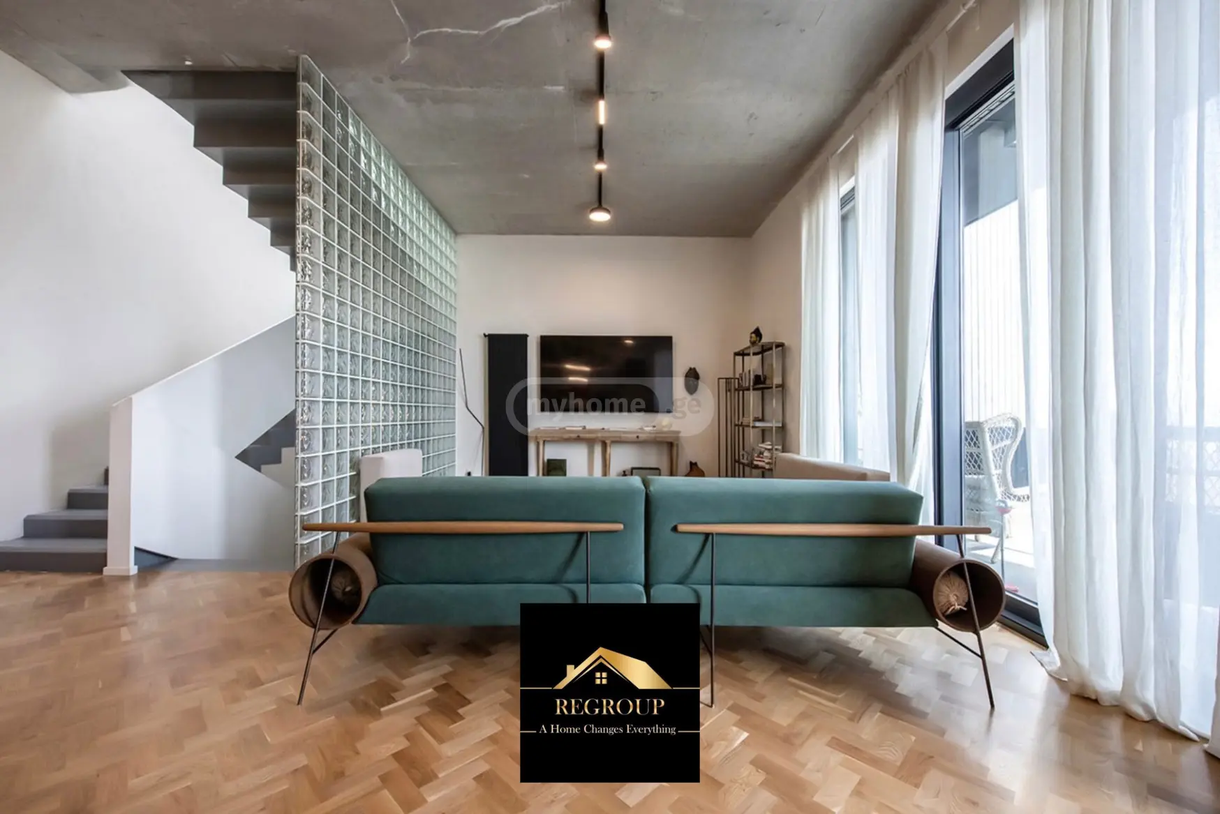 9 Room Private House For Rent In Mtatsminda view 6
