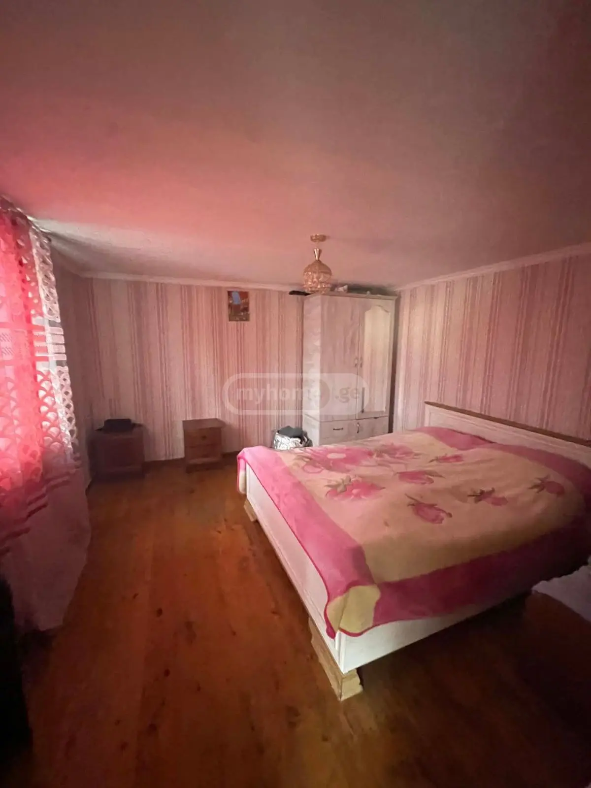 7 Room Private House For Sale view 3