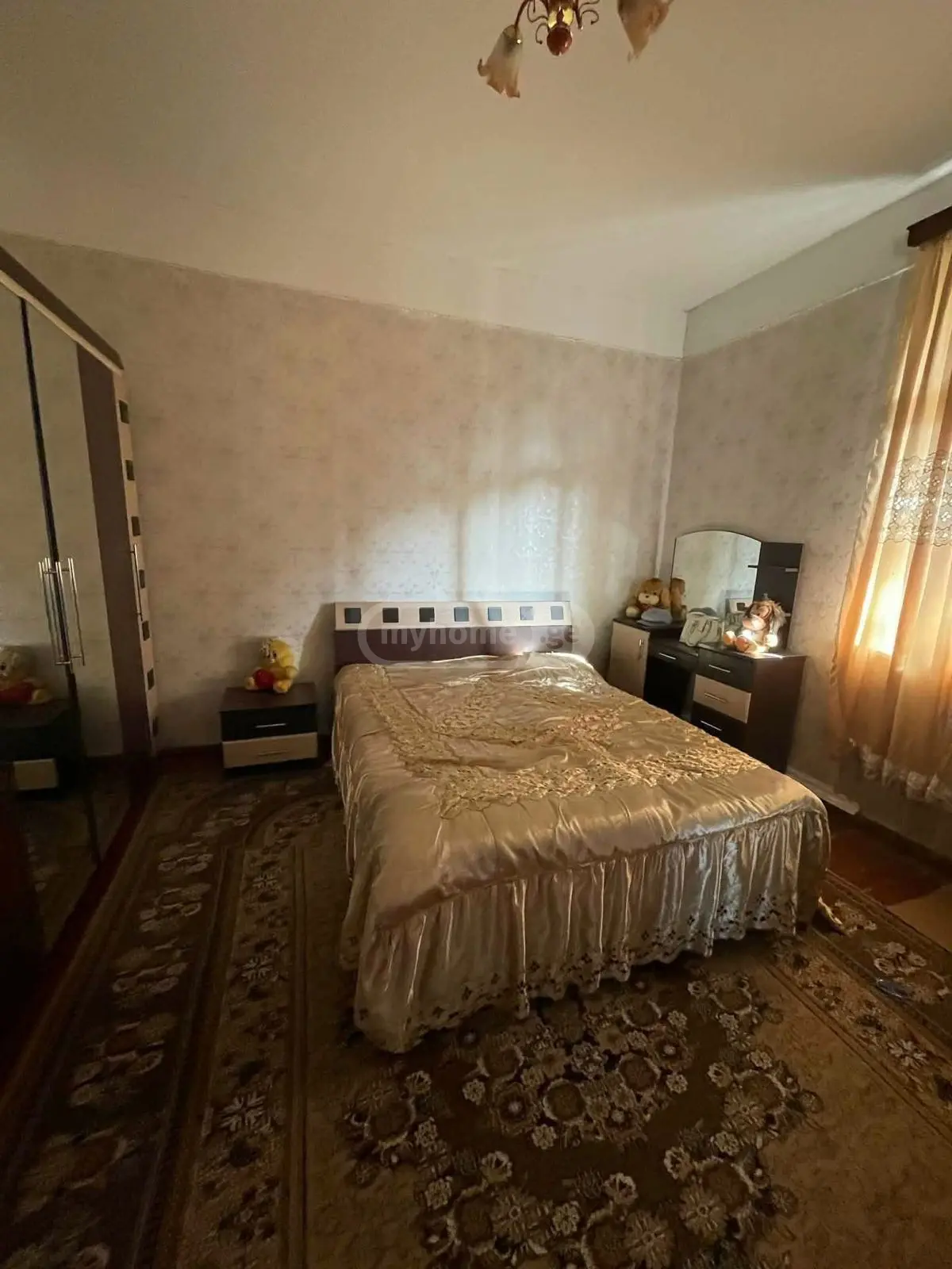 7 Room Private House For Sale view 5