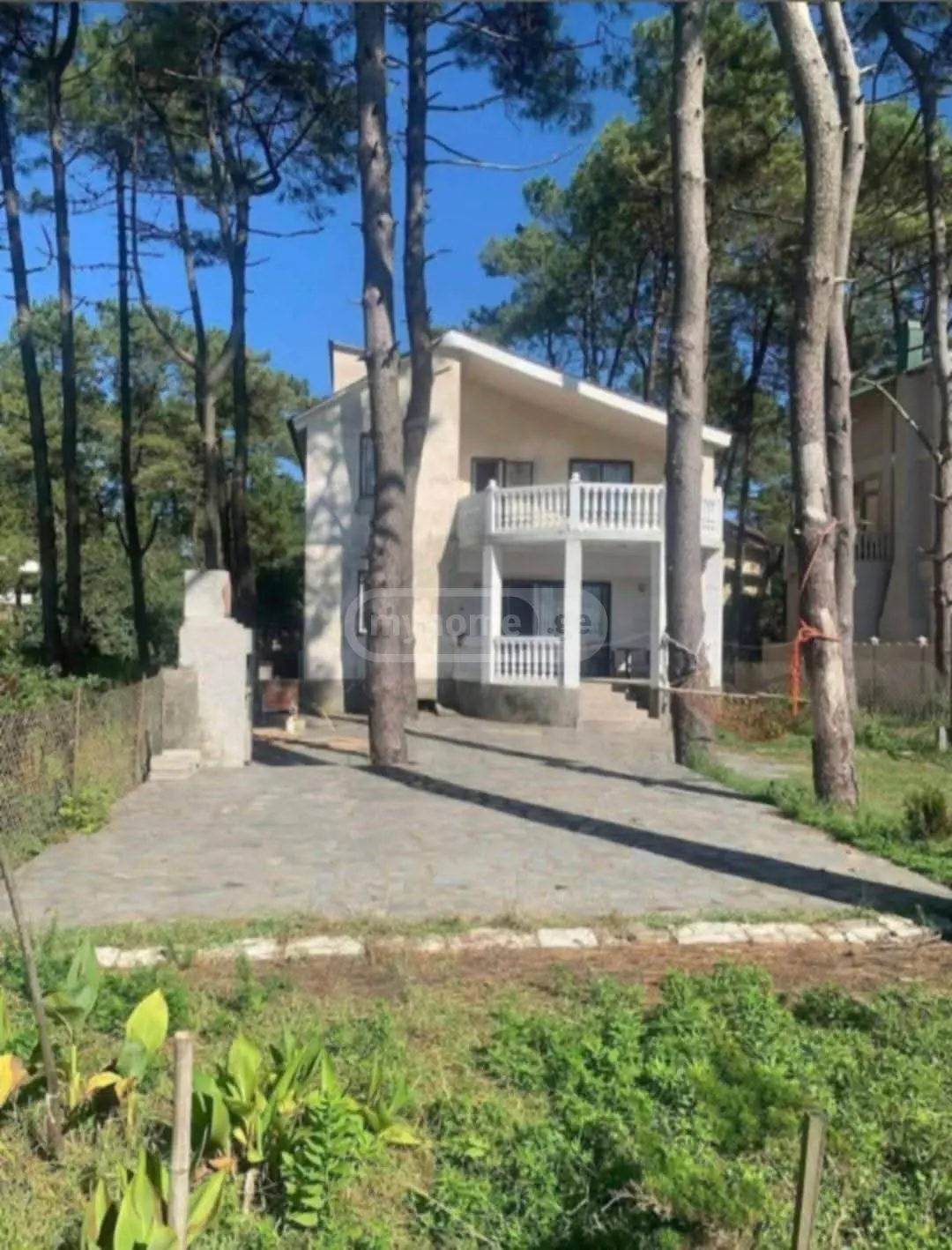 6 Room Country House Daily Rent In Grigoleti, In Lanchkhuti Municipality view 1