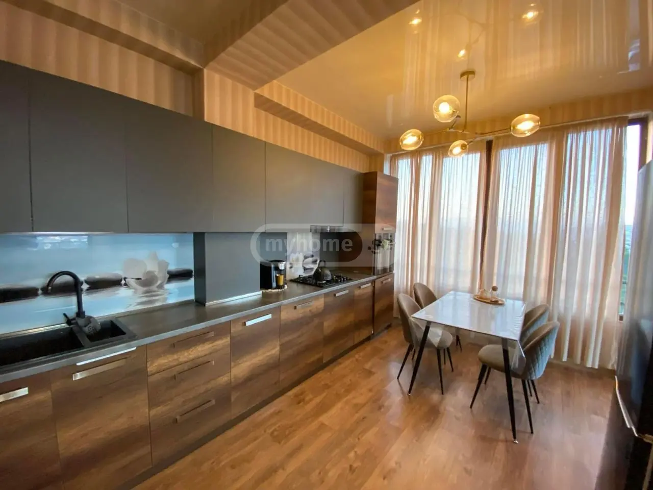 10+ Room Hotel For Sale In Nadzaladevi view 1