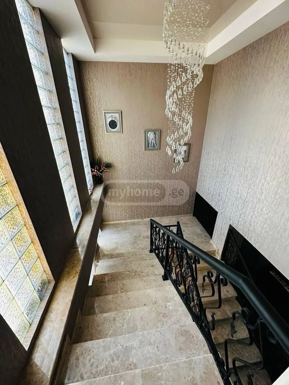 10+ Room Hotel For Sale In Nadzaladevi view 6