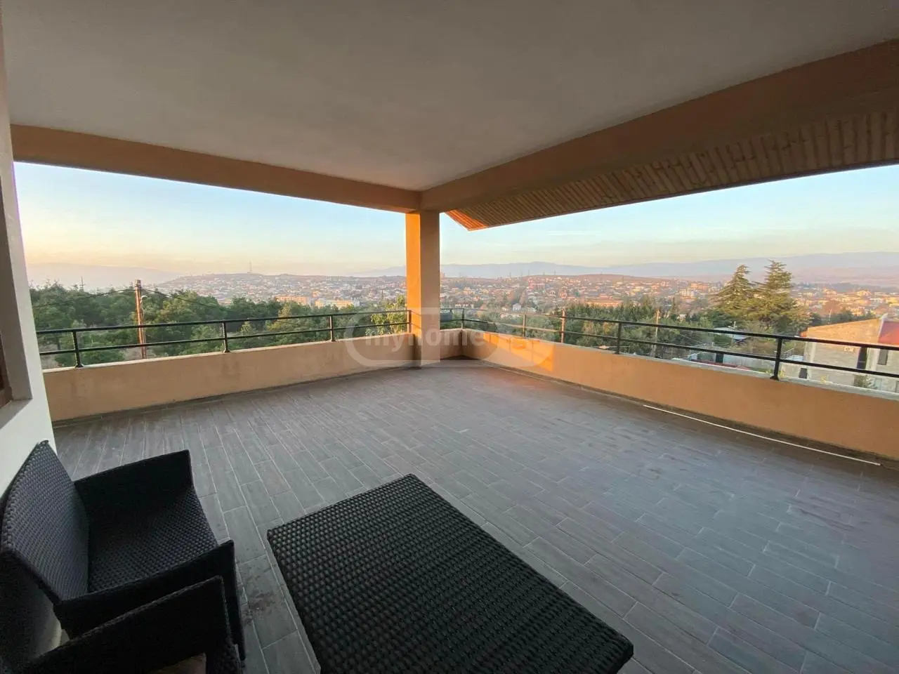 10+ Room Hotel For Sale In Nadzaladevi view 2