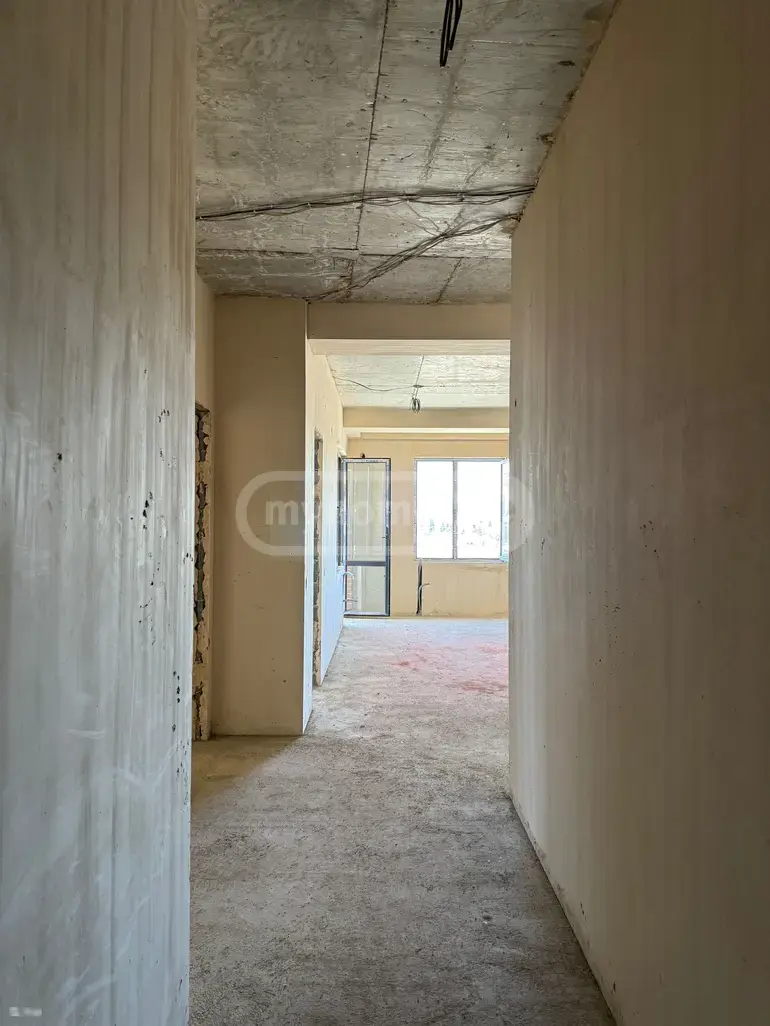 3 Room Apartment For Sale view 4