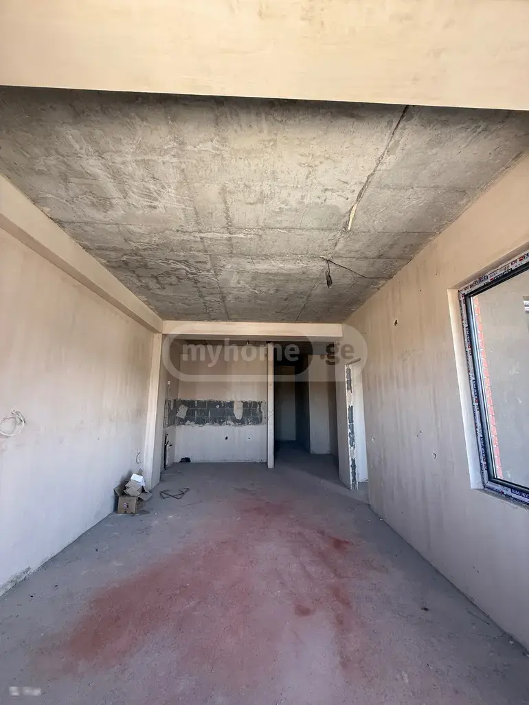 3 Room Apartment For Sale view 5