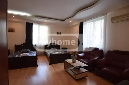 10+ Room Private House For Rent In Vake view 4