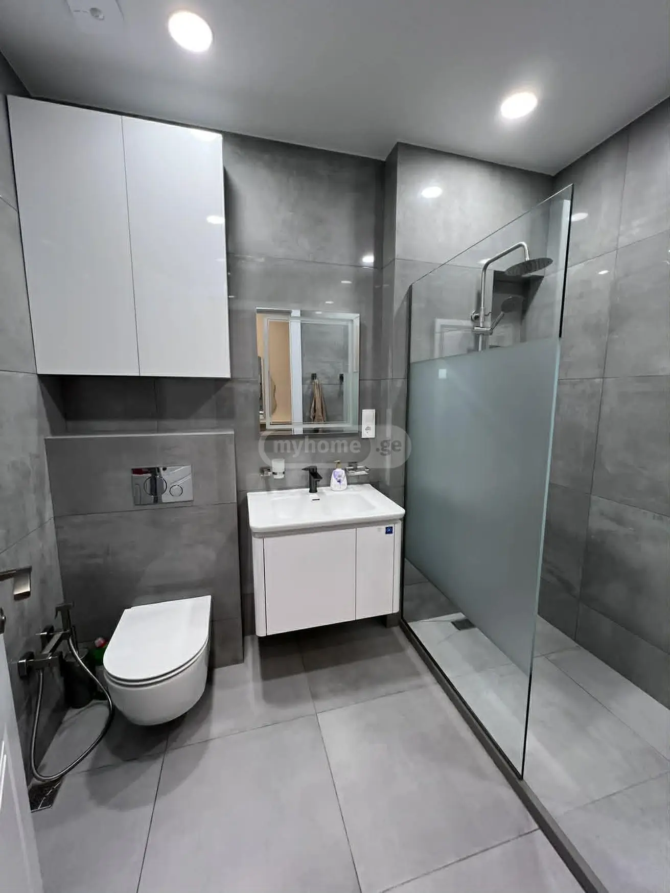 2 Room Apartment Daily Rent In Didi Digomi view 3