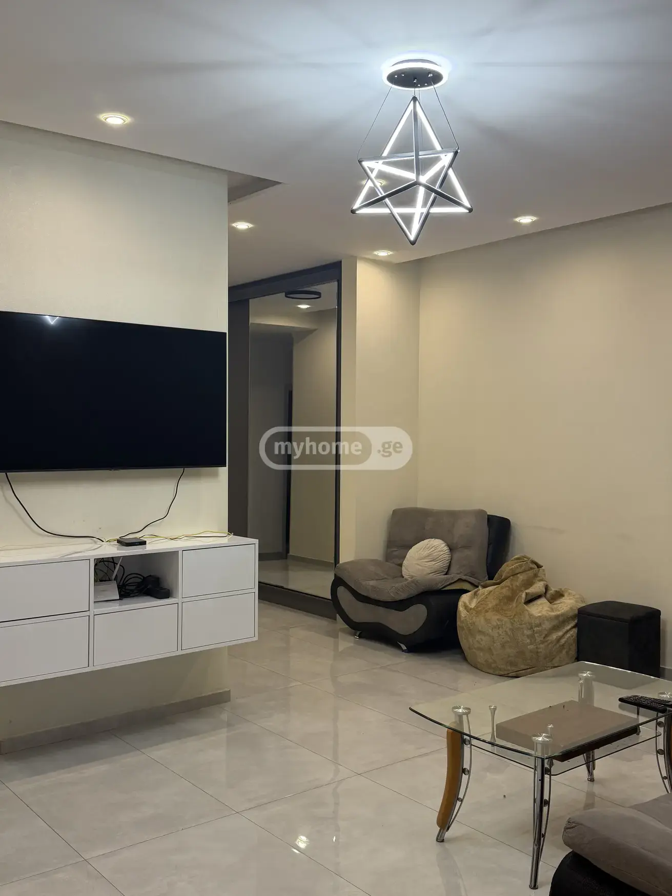 6 Room Private House For Rent In Samgori view 1