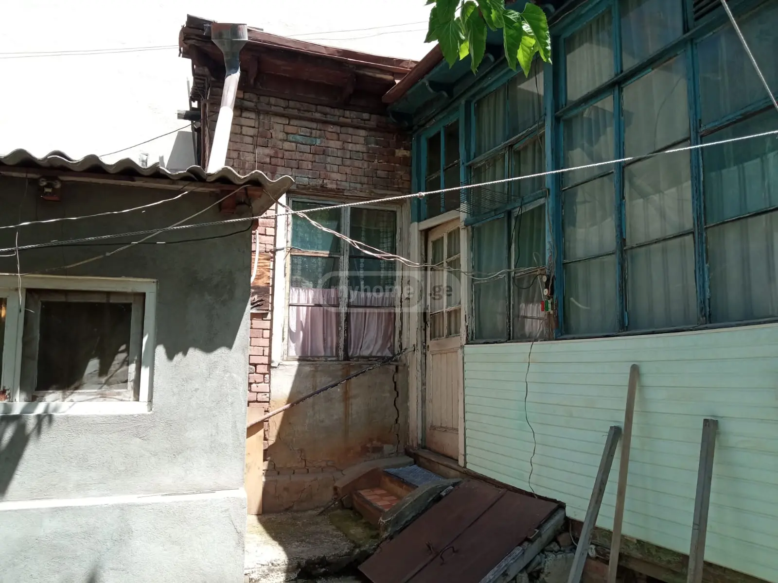 3 Room Private House For Sale view 9