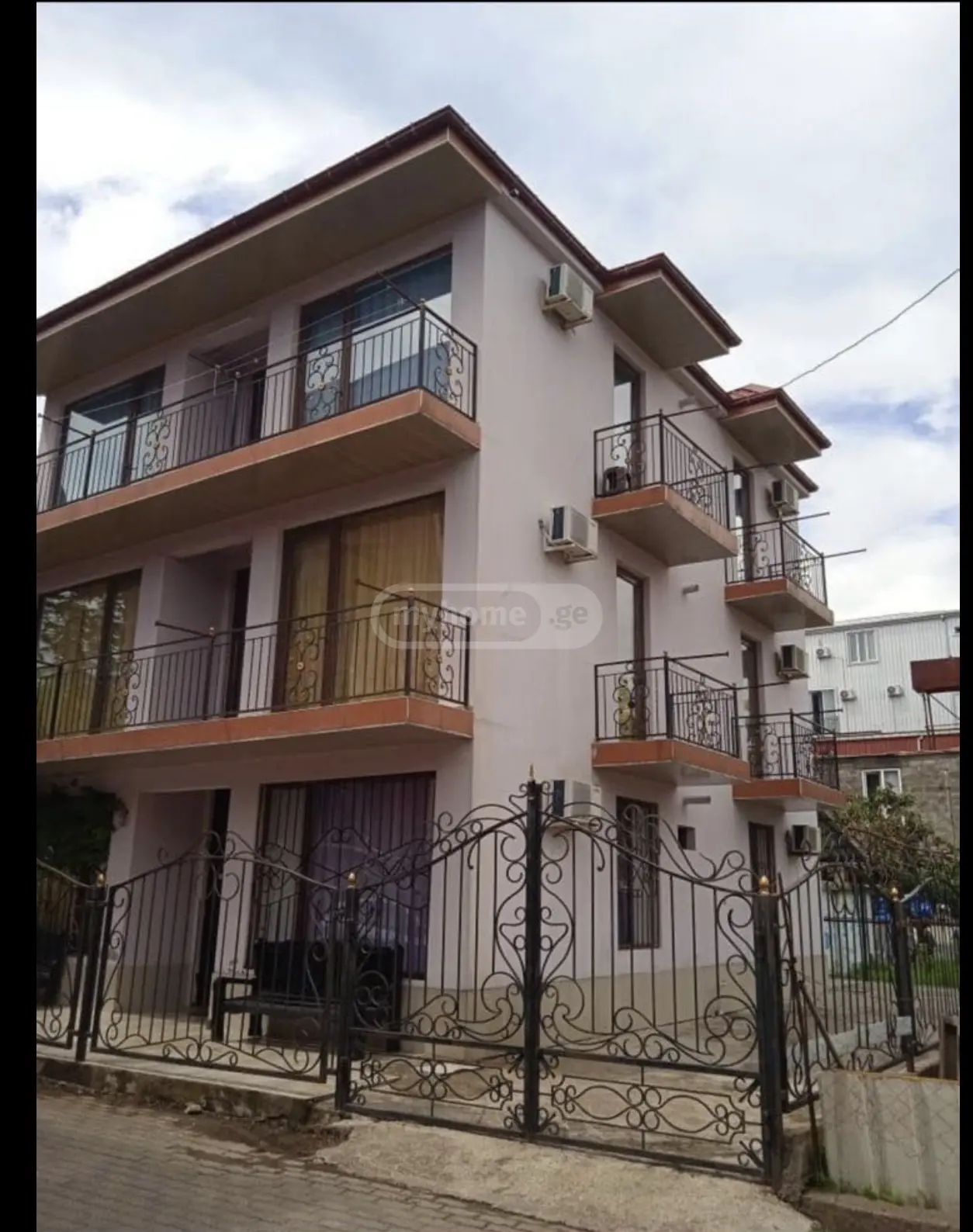 10+ Room Hotel Daily Rent In Kobuleti view 6