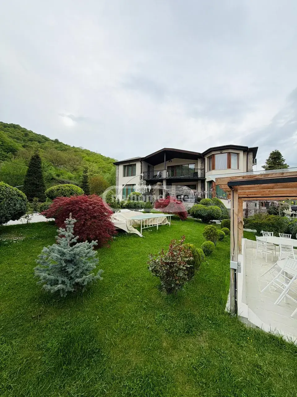 10+ Room Hotel For Sale In Ananuri, In Dusheti Municipality view 2