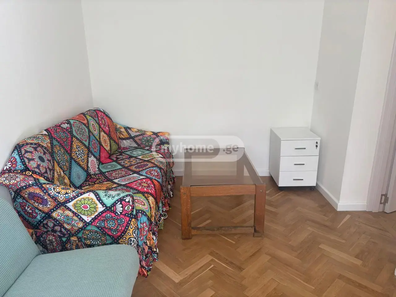 4 Room Country House For Rent In Tskneti view 5