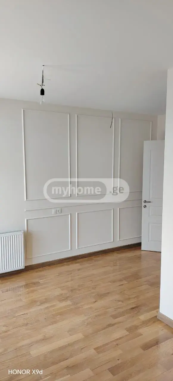10+ Room Private House For Rent In Saburtalo view 4