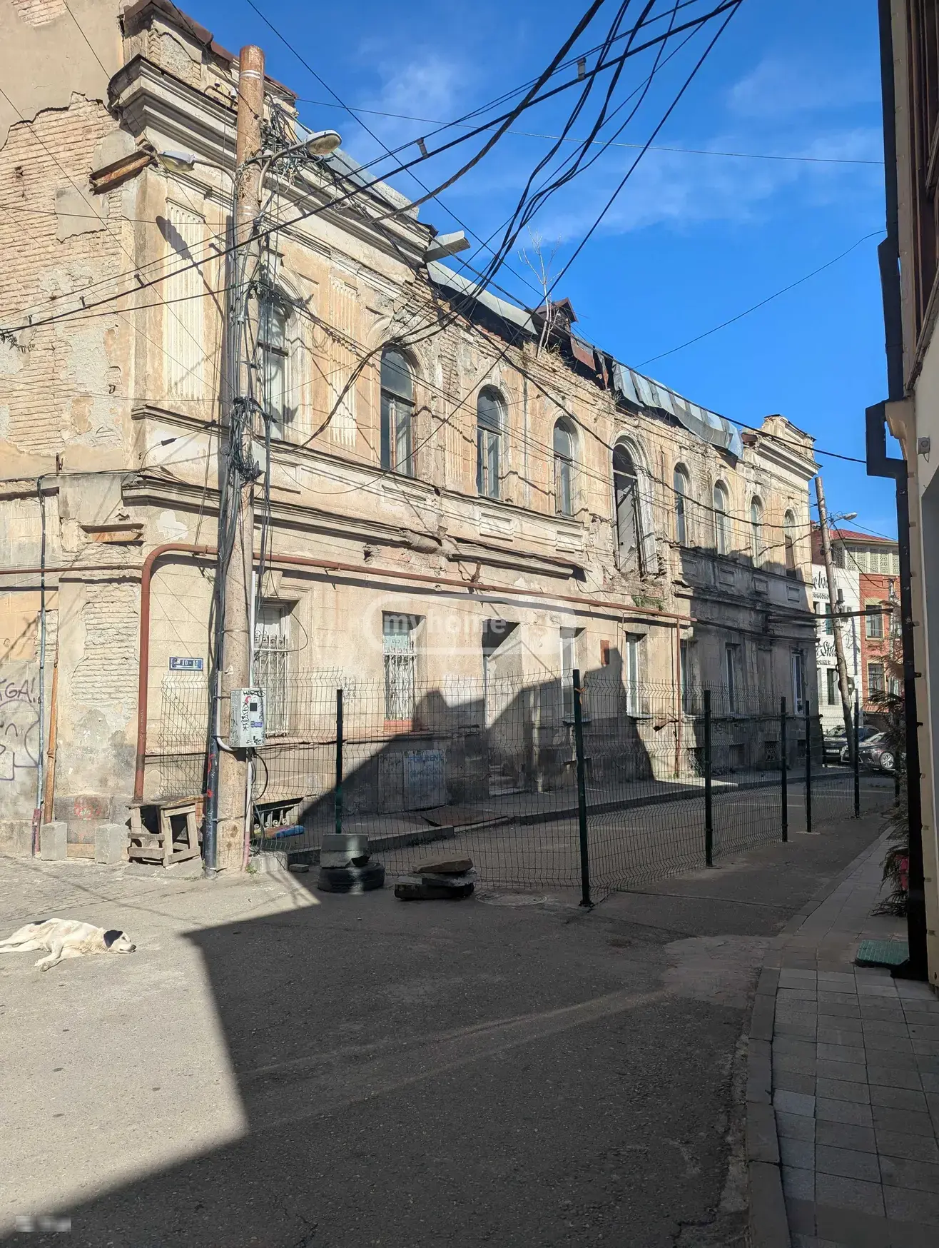 Part Basement Commercial Area For Sale In Sololaki view 2
