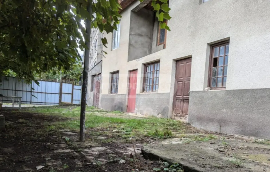 10+ Room Private House For Sale In Likani, In Borjomi Municipality view 1