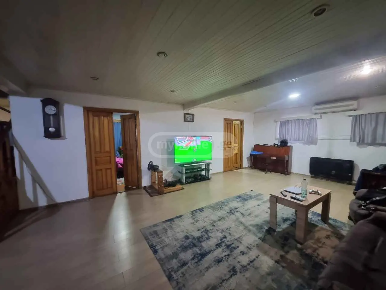 8 Room Private House For Sale view 14