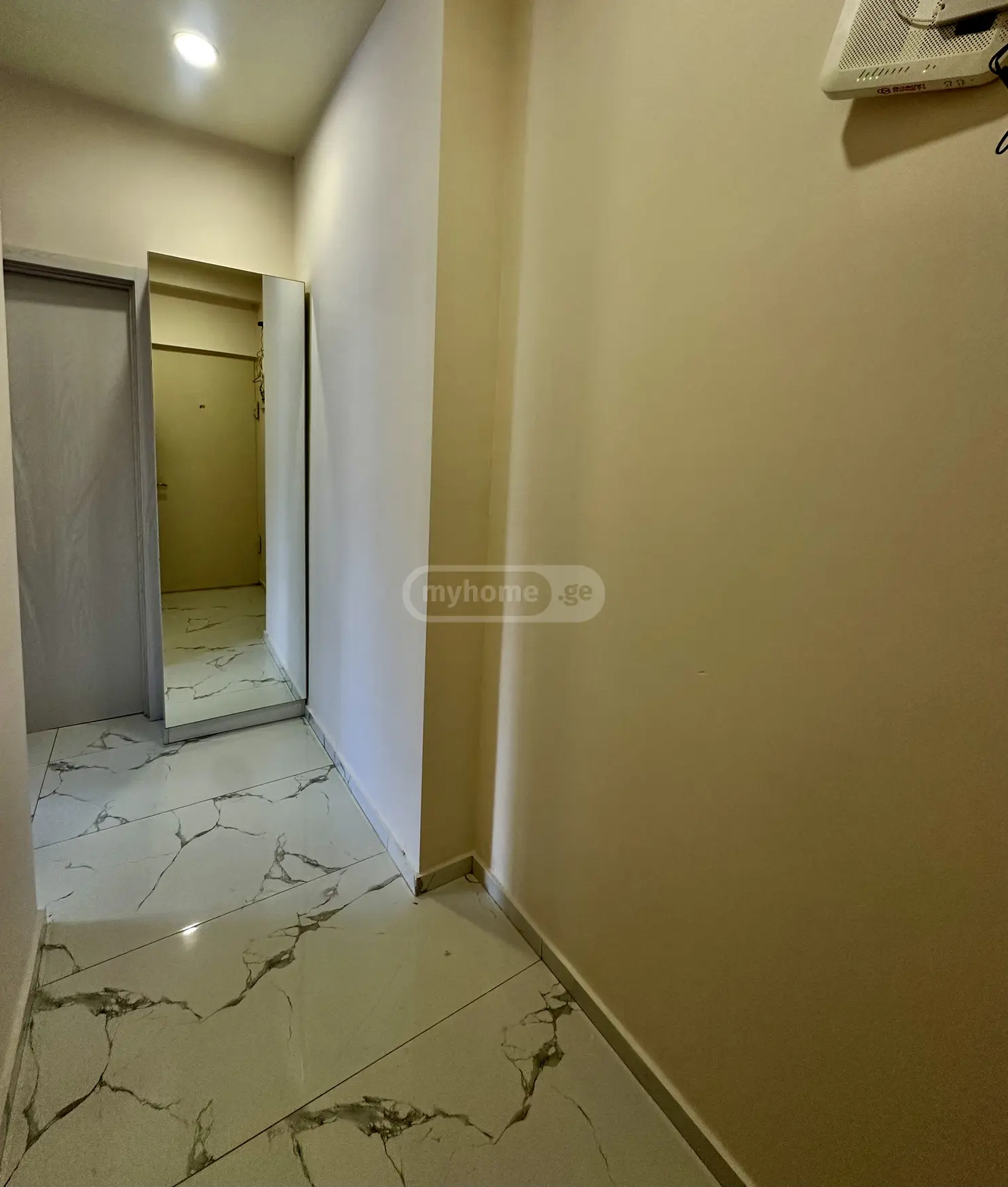 3 Room Apartment Daily Rent In Didube view 9