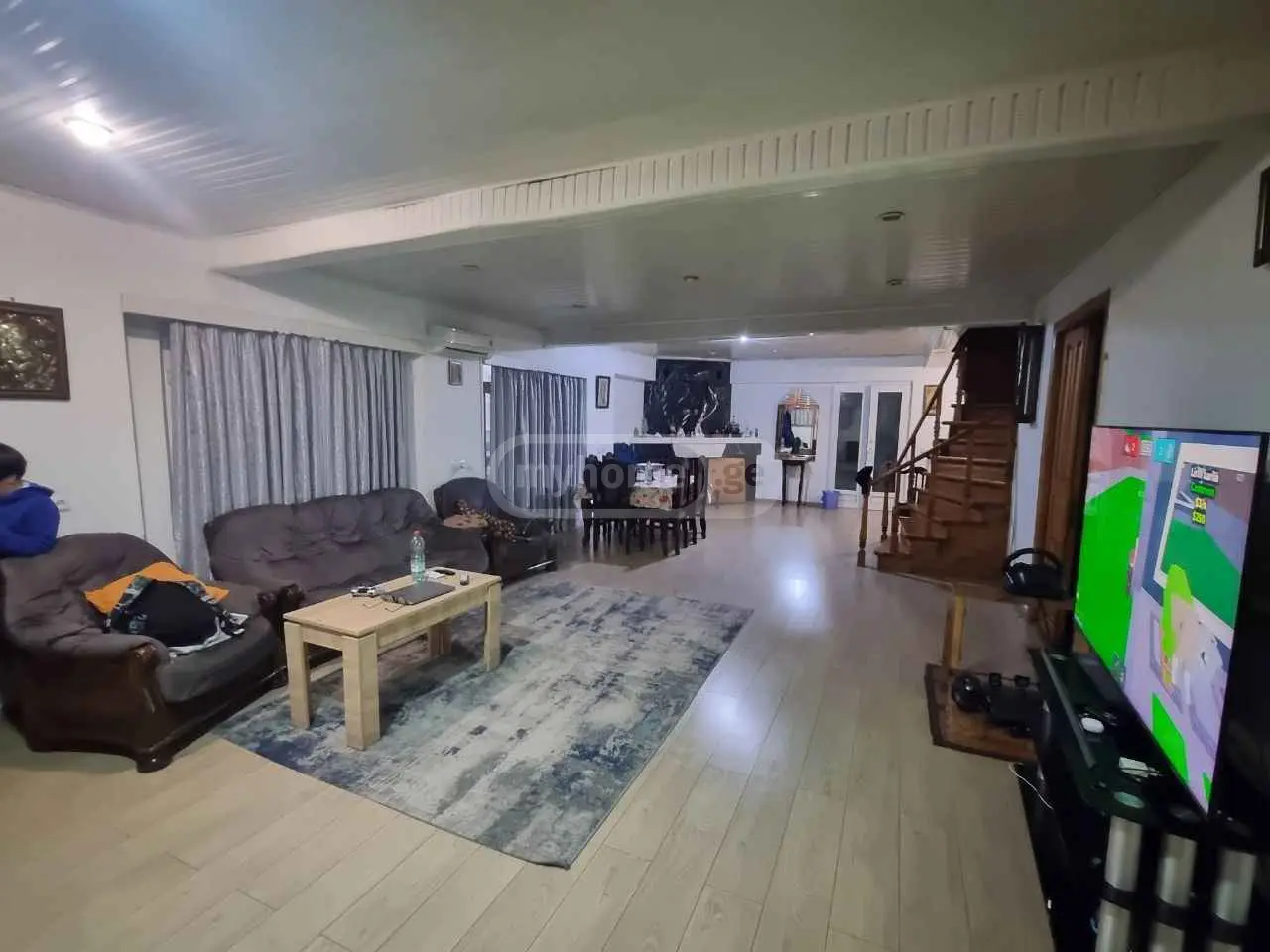 8 Room Private House For Sale view 11