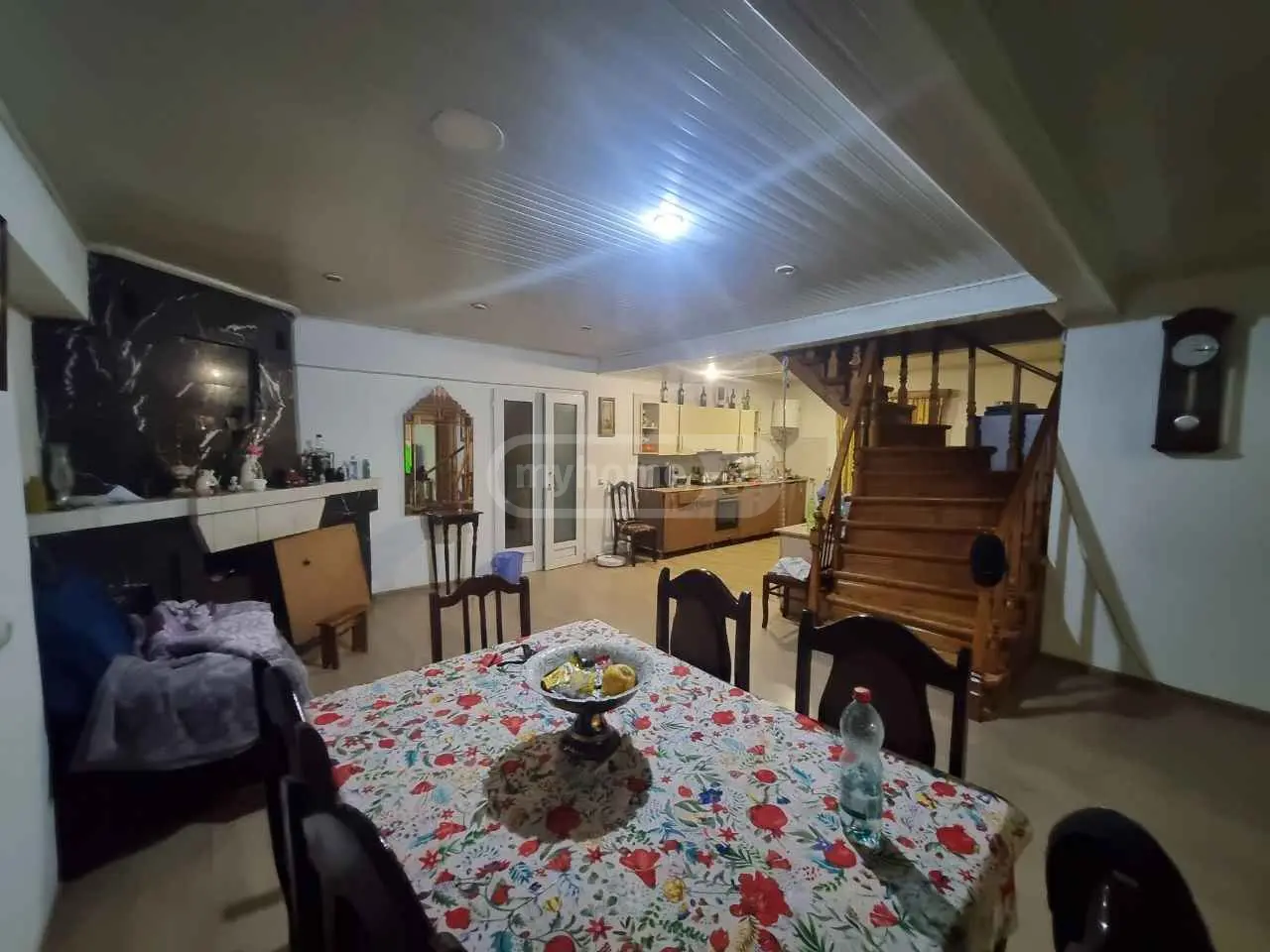 8 Room Private House For Sale view 13