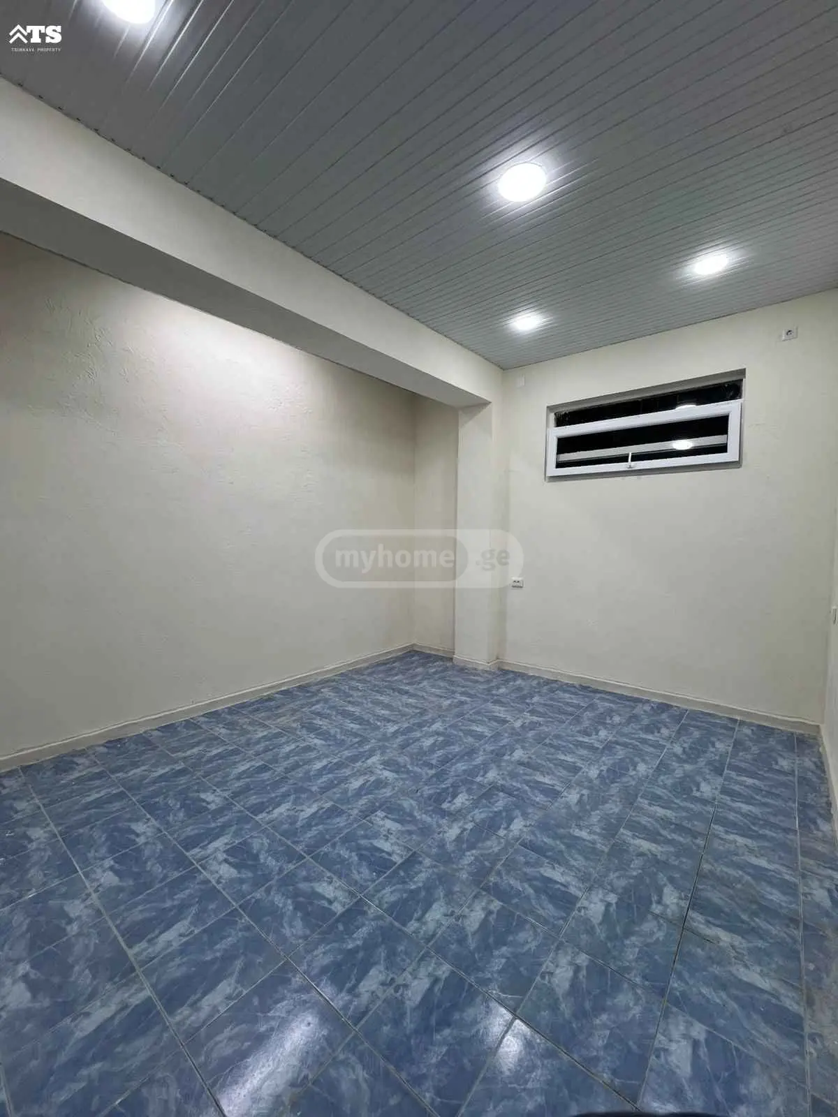 Universal Commercial Area For Rent In Foti view 5