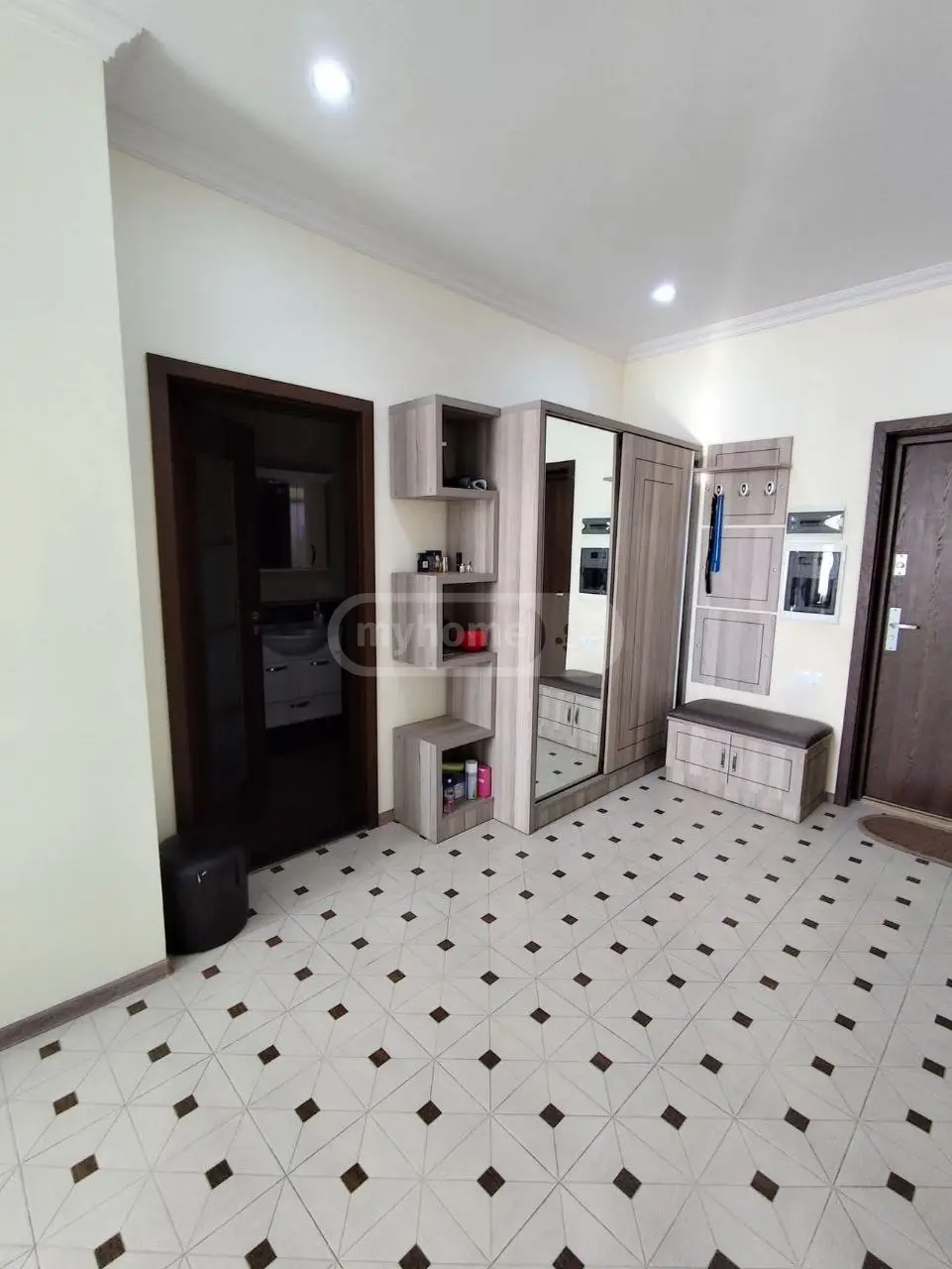4 Room Apartment For Sale view 6