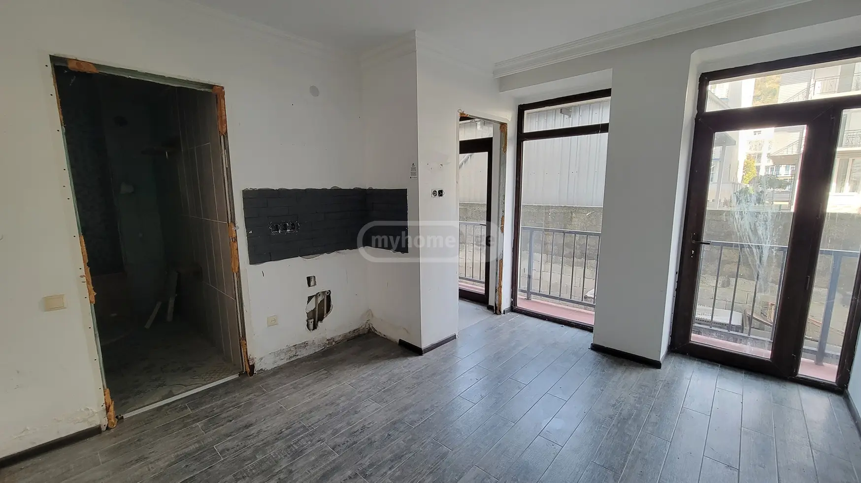 1 Room Apartment For Sale view 2