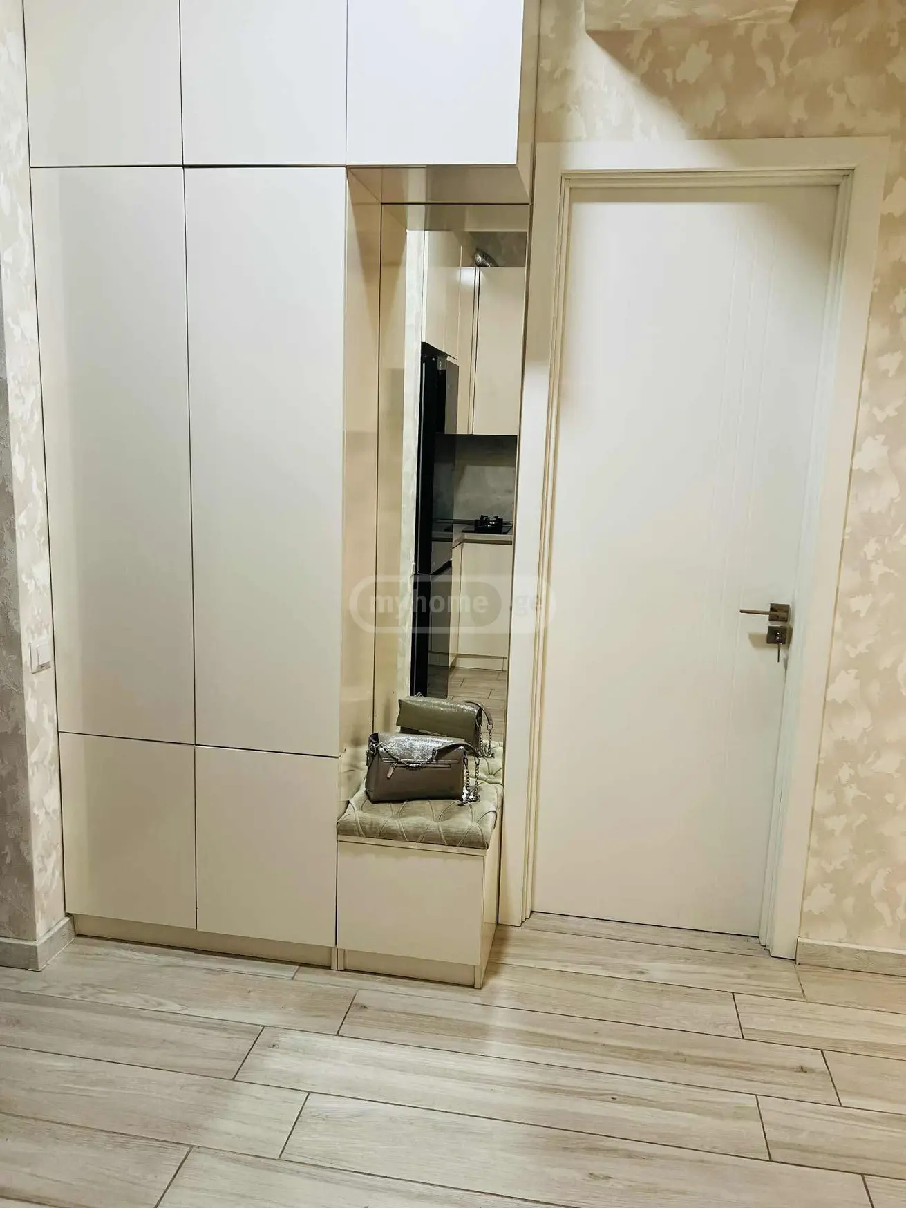 2 Room Apartment Daily Rent In Isani view 5