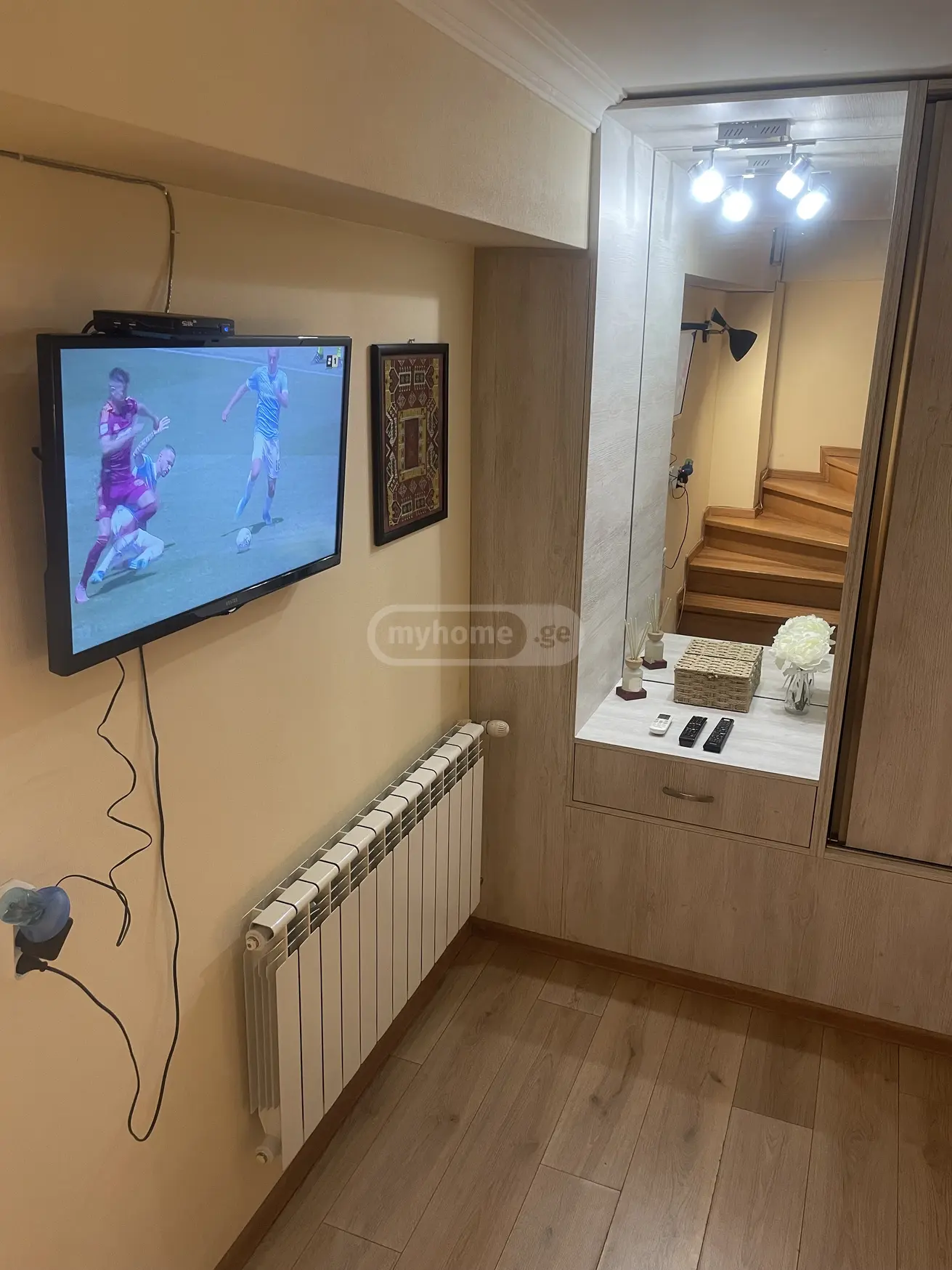 3 Room Flat Daily Rent. Sololaki view 30
