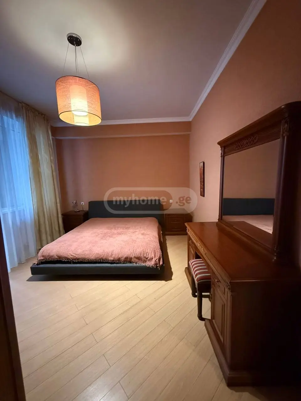 3 Room Apartment For Rent In Vera view 4