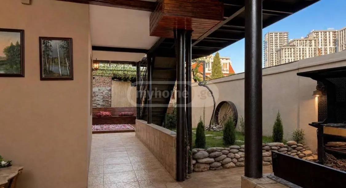 10+ Room Hotel For Sale In Isani view 3