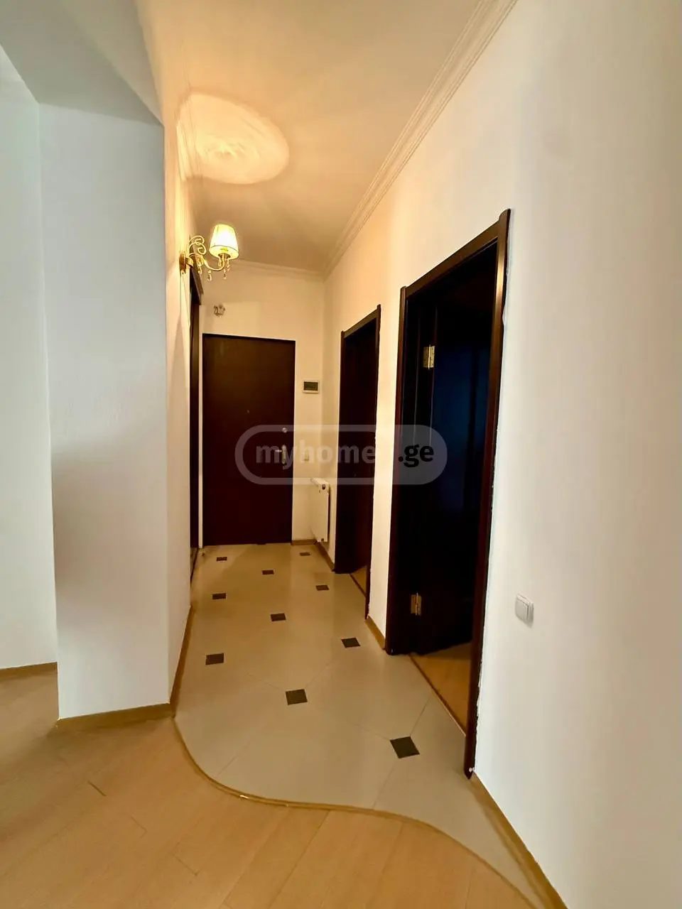 3 Room Apartment For Rent In Vera view 10
