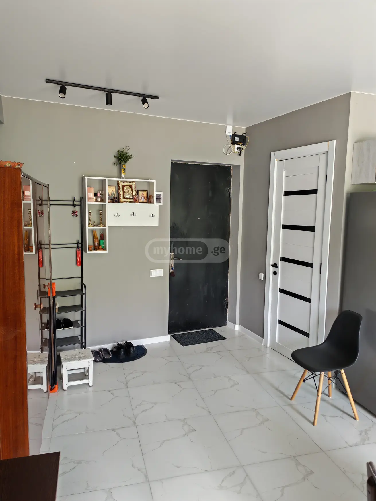 1 Room Apartment For Sale view 1