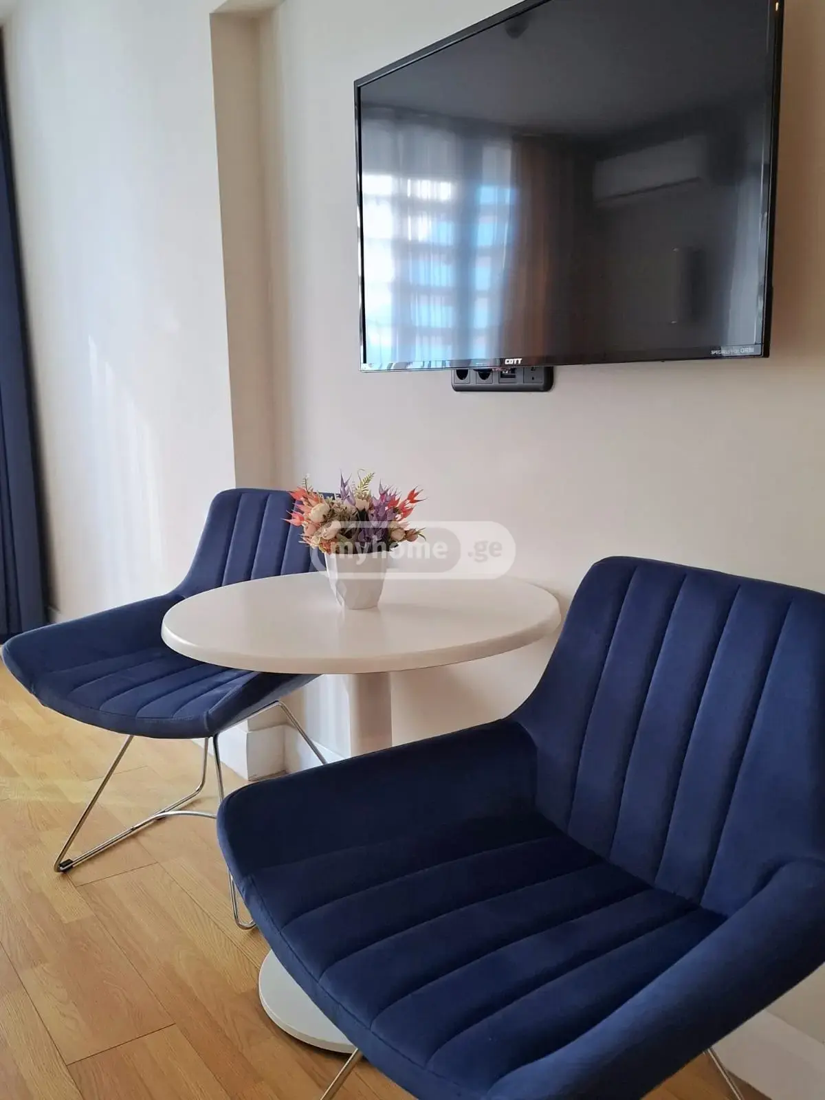 1 Room Apartment For Sale view 3