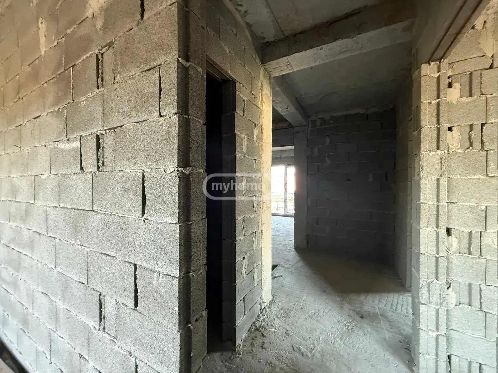 6 Room Private House For Sale view 4