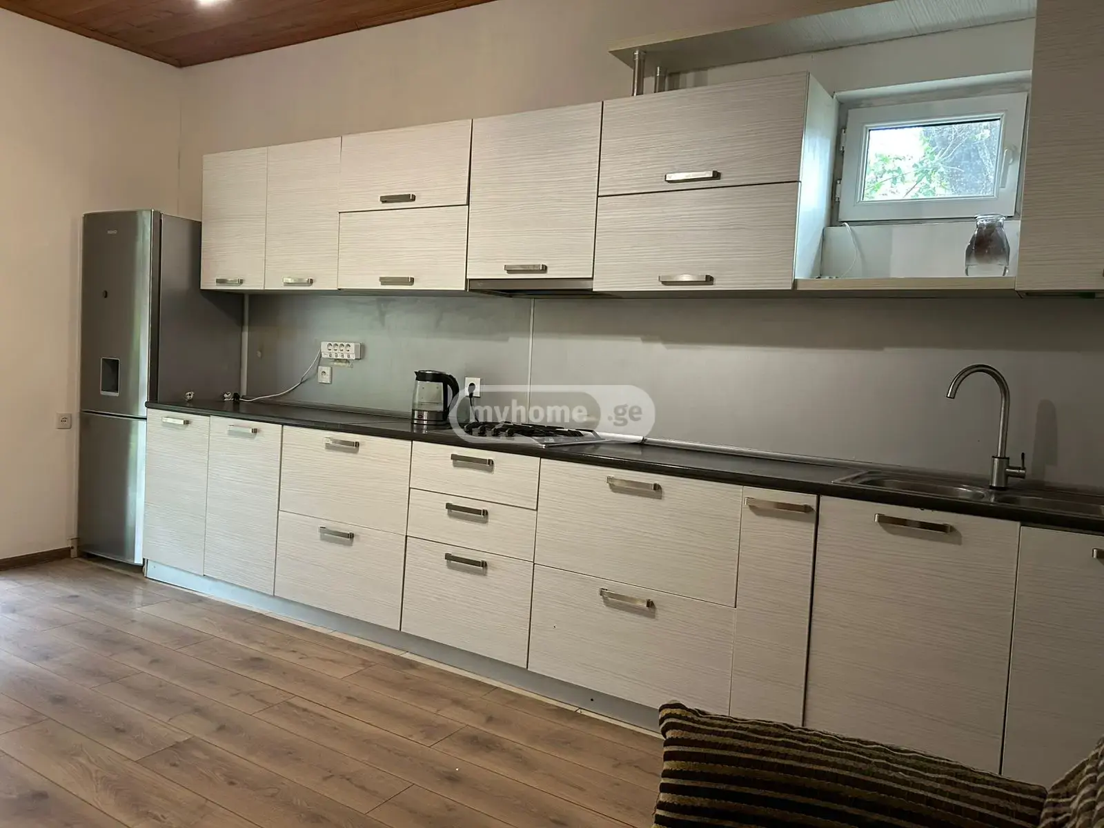 5 Room Private House For Rent In Isani view 11