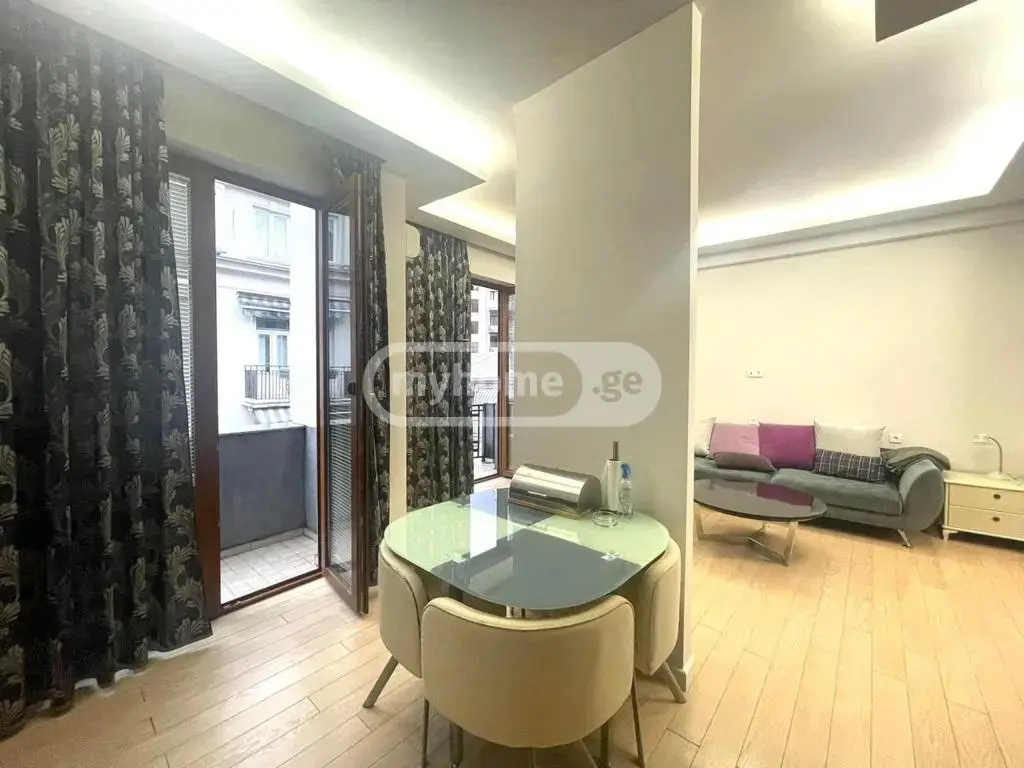3 Room Apartment For Sale view 4