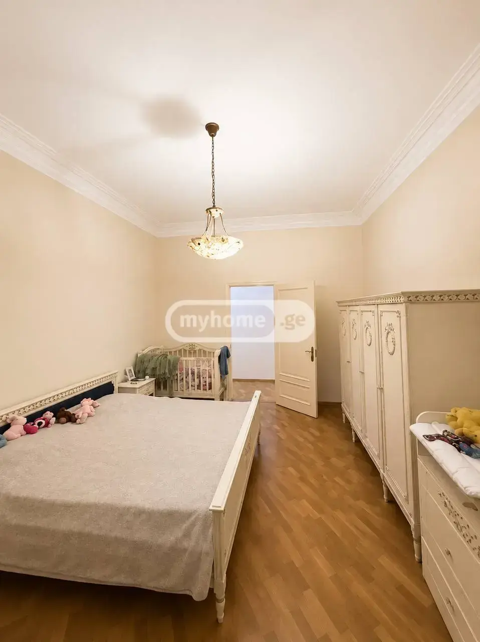 10+ Room Private House For Rent In Avlabari view 6