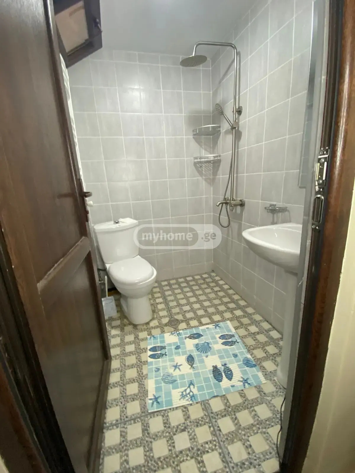 9 Room Private House For Sale view 12