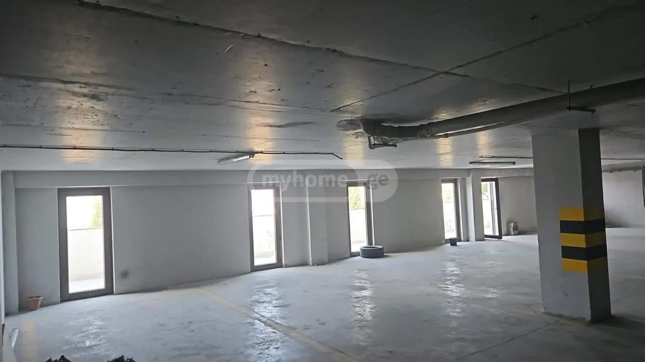 Garage Commercial Area For Sale In Vake view 6